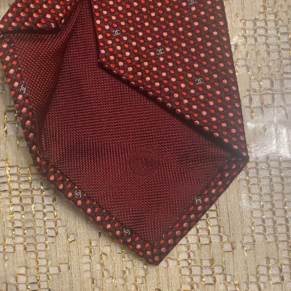 CHANEL Burgundy Microdot Silk Tie